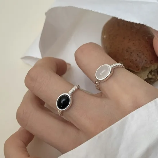 S925 Sterling Silver Female Oval Black Agate White Chalcedony Open Finger Ring 